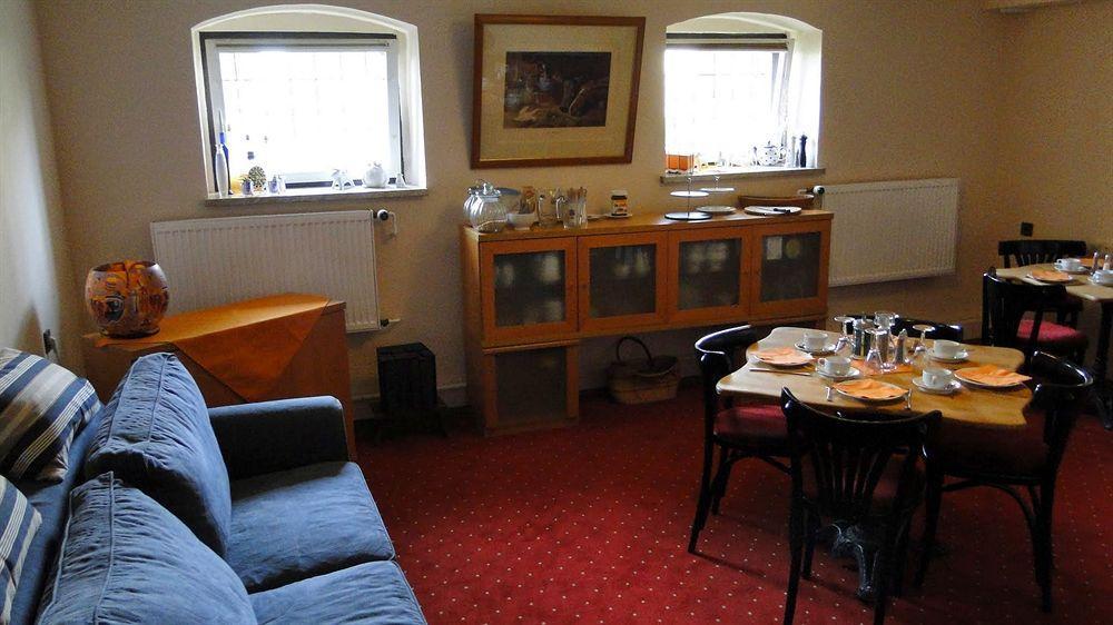 Hotel Dallgow Buitenkant foto