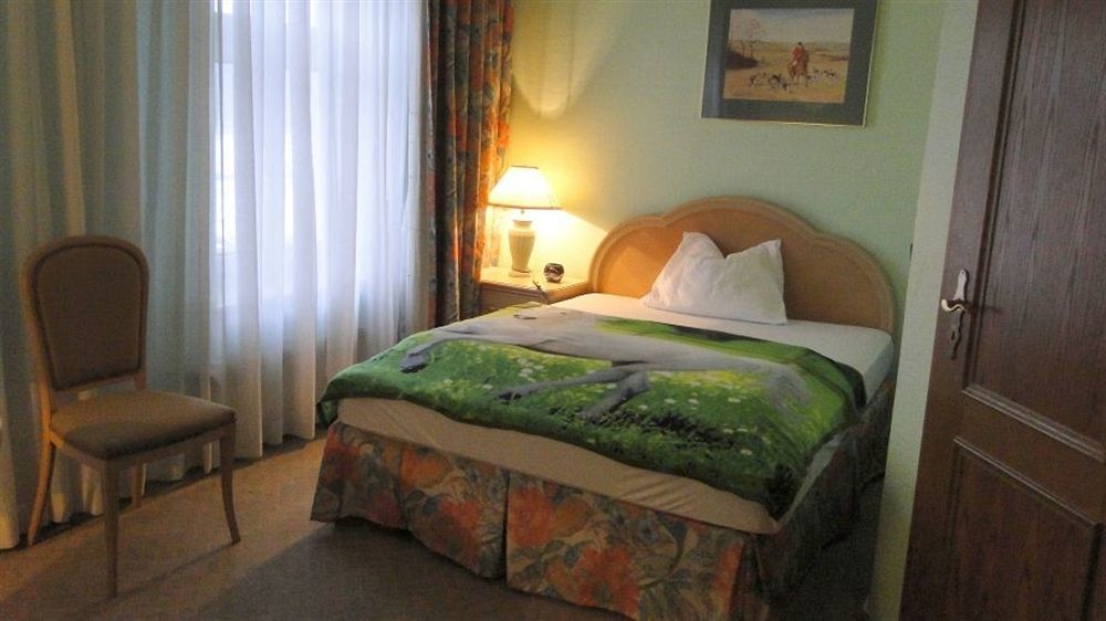 Hotel Dallgow Buitenkant foto